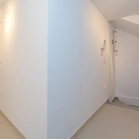 Beachside Attico 3 Bed 2 Bath Daire