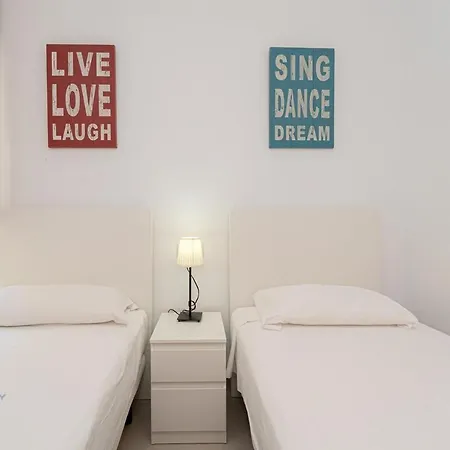 Апартаменты Beachside Attico 3 Bed 2 Bath *