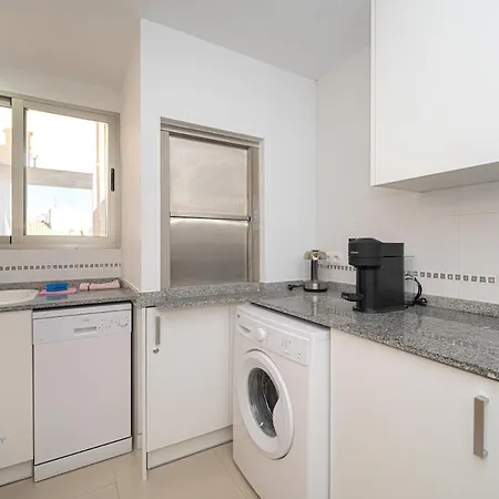 Beachside Attico 3 Bed 2 Bath *