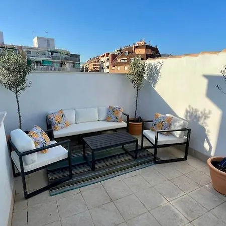 Beachside Attico 3 Bed 2 Bath *