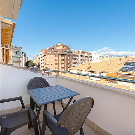 Апартаменты Beachside Attico 3 Bed 2 Bath