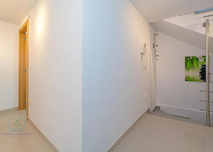 Beachside Attico 3 Bed 2 Bath Appartement
