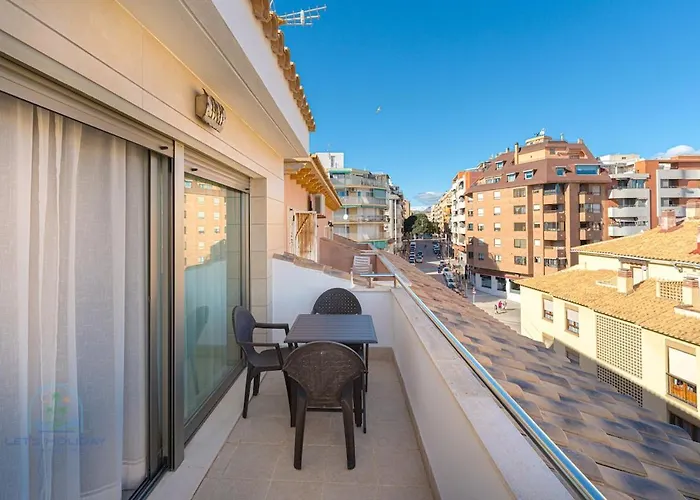 Beachside Attico 3 Bed 2 Bath * El Campello